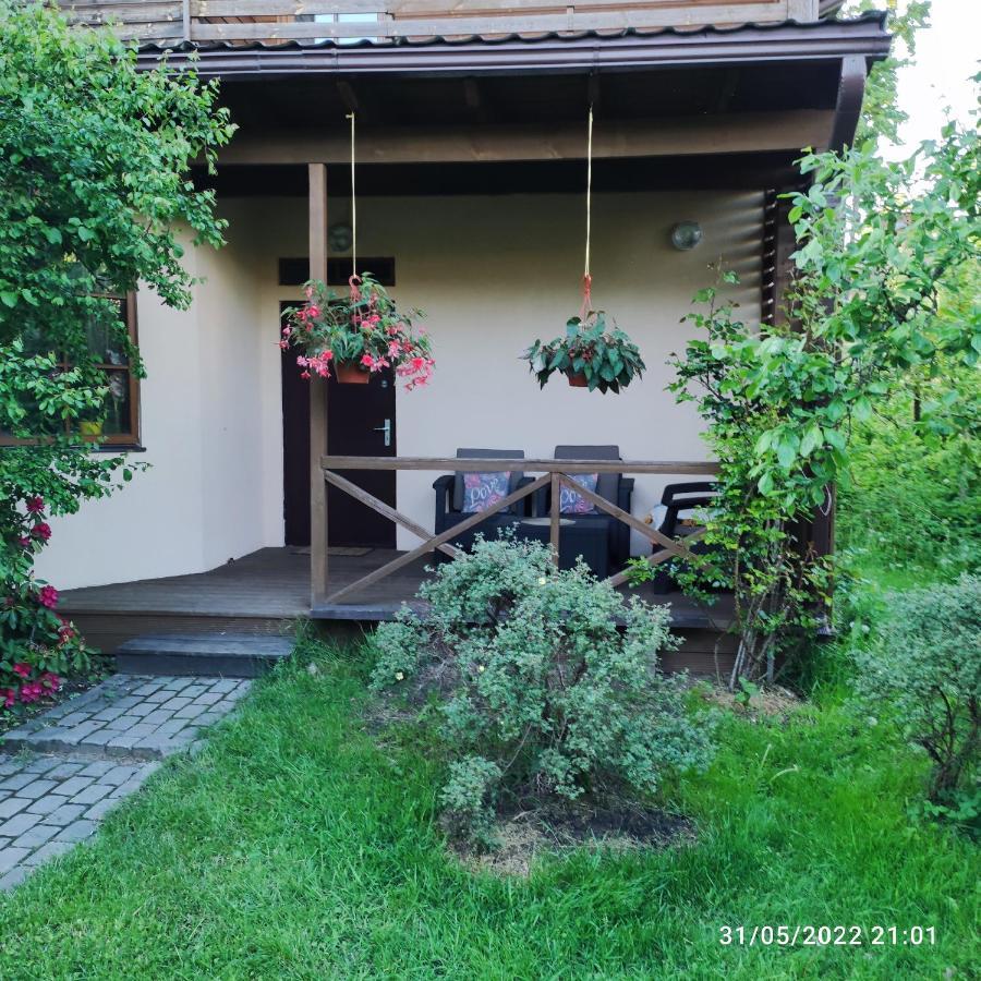 Boutigue City House With Terrace And Garden Free Parking Рига Екстер'єр фото